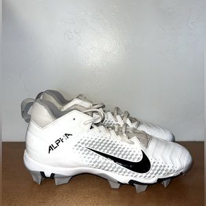 Nike Mens SZ 9 Alpha Menace 2 SharkFootball Cleats Shoes AQ7653-100 White